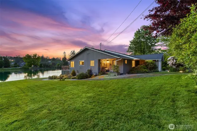You'll never worry that you'll overhear your neighbors or vice versa! Feel free to invite folks over to play croquet, or to bring their furry friends over! We like to say there's "room to roam" here!