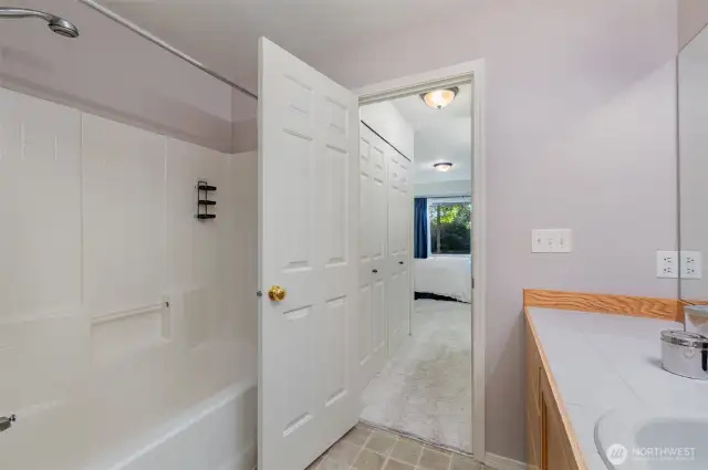 Full Bathroom