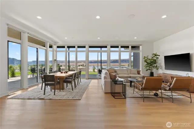 Images are for illustrative purposes only, not specific to the listed home