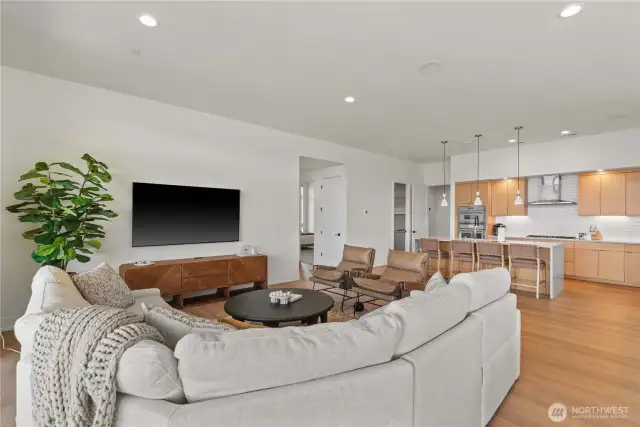 Images are for illustrative purposes only, not specific to the listed home