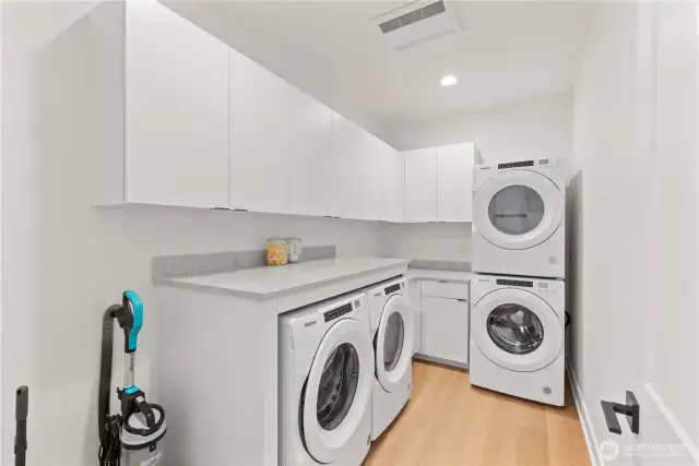 Images are for illustrative purposes only, not specific to the listed home