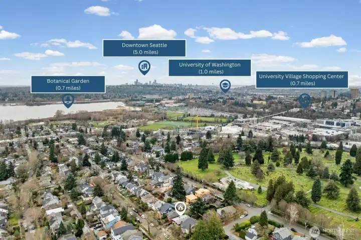 Enjoy close proximity to the University of Washington, University Village, the Botanical Garden, and Downtown Seattle—bringing education, shopping, and city life together just minutes away.