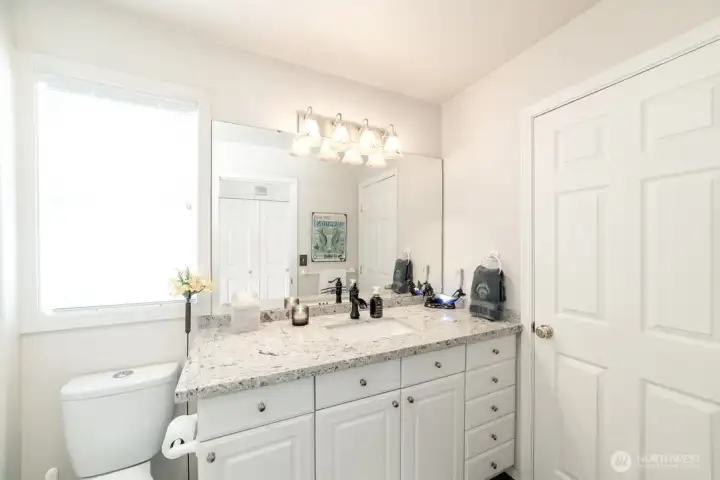 Gorgeous Guest Bathroom