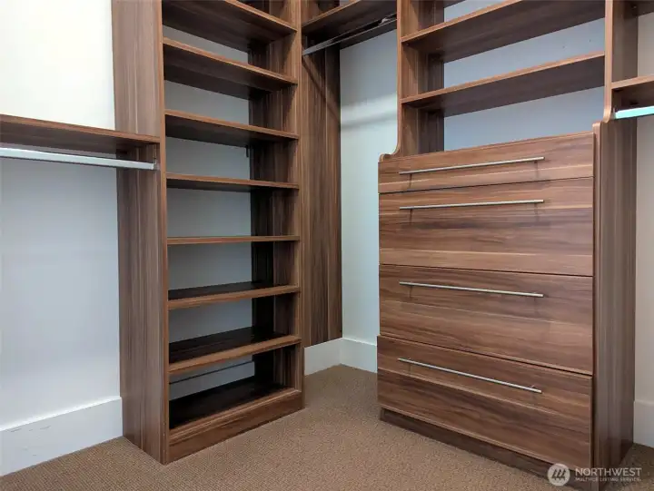 Walk in closet