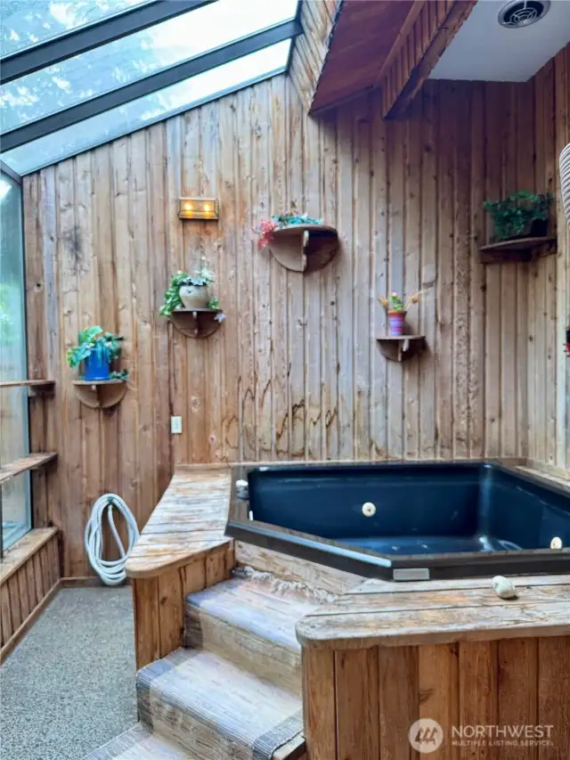 Another view of the tub that is usable year round!