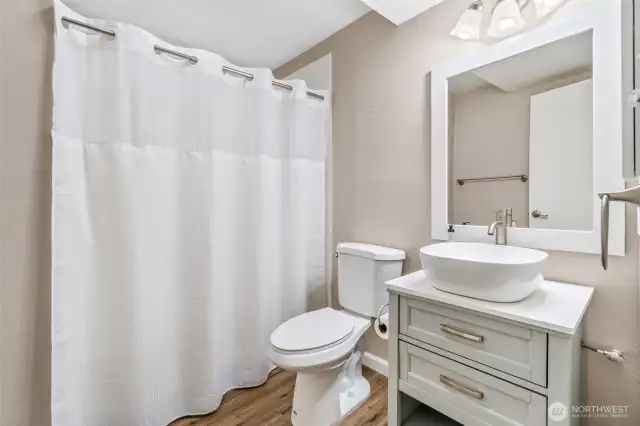 Lower Full Bath