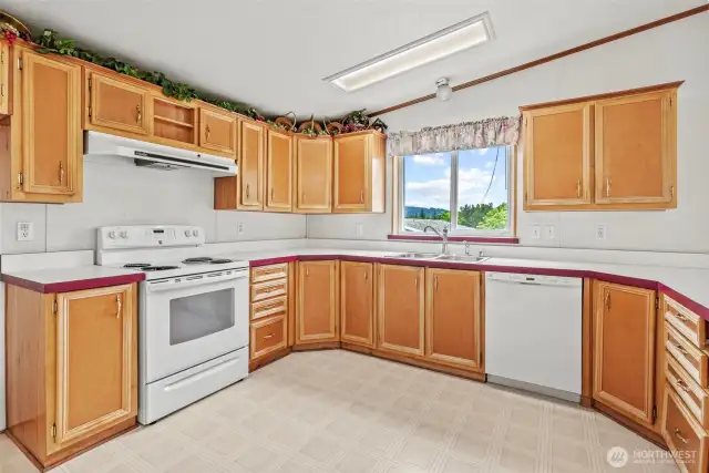 Appliances convey with sale