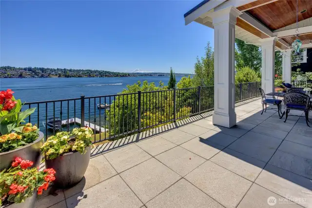 Welcome to 8066 Avalon Place, tucked down on the south east side of Mercer Island.