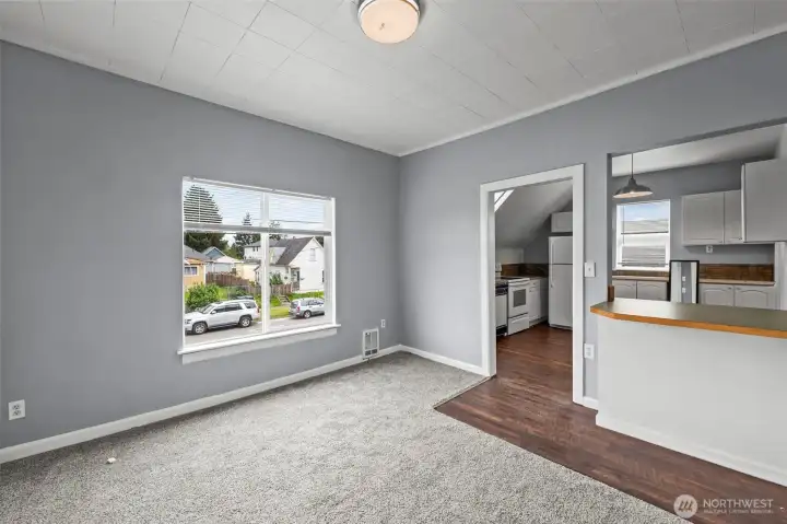 Top Unit Living Area