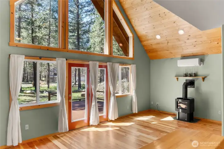 Open living room with easy access to the deck.