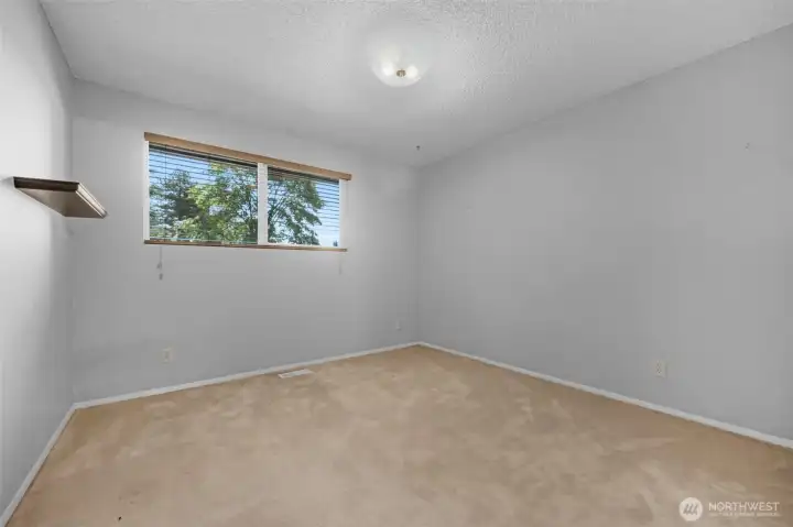 4th bedroom upper level. Looking south.