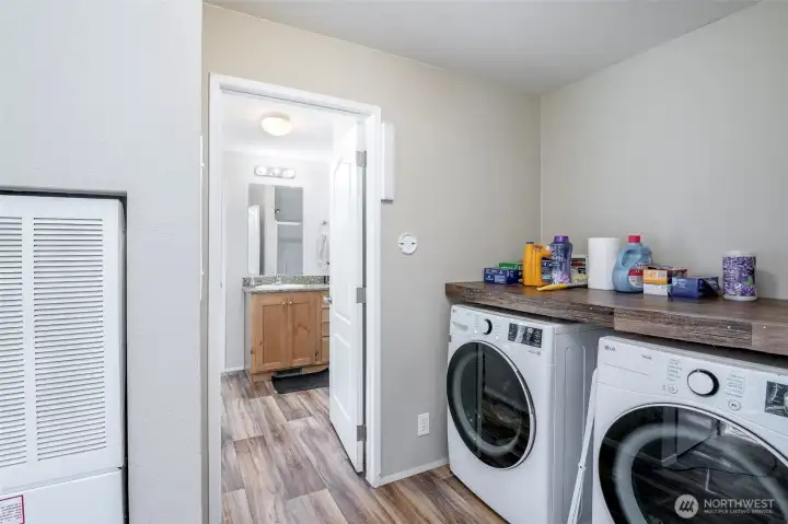 Washer/Dryer Stay Washer/Dryer Stay