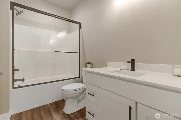 Fully equipped with clean lines and perfect charm. Mirror coming soon. Fully equipped with clean lines and perfect charm. Mirror coming soon.