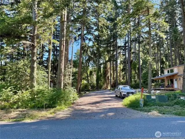 Entrance from Enchanted Forest Rd. to e30' wide asement driveway that leads to property.