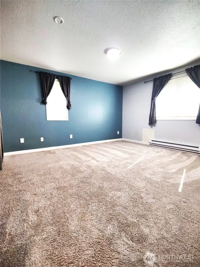 Primary bedroom - upstairs