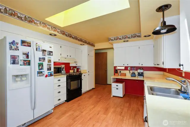 Large spacious kitchen