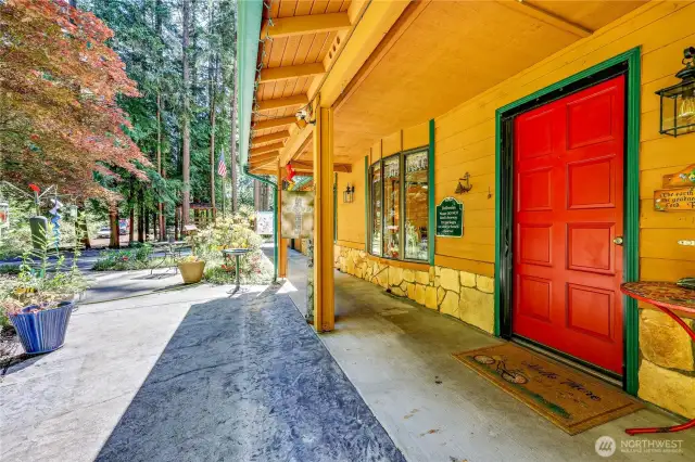 Covered front entrance