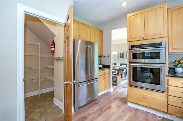 Walk in Pantry