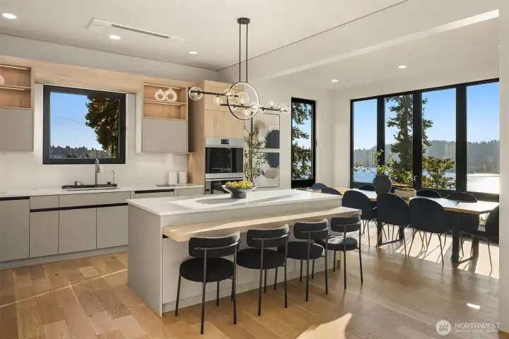 Dine with scenery – Expansive windows bring nature and light to every meal.