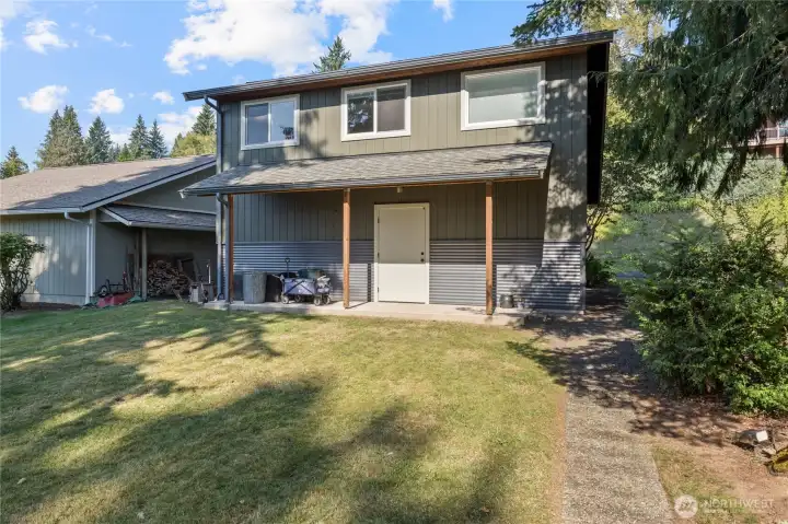 Detached Garage