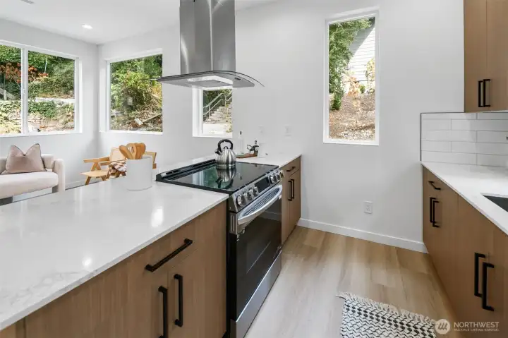 Photos are of model home 2809. Floorplans and finishes may vary.