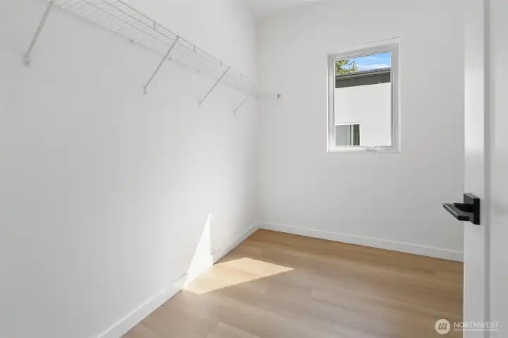 Photos are of model home 2809. Floorplans and finishes may vary.