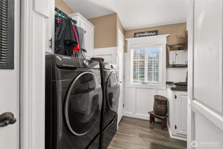 Stainlesssteele washer and dryer convey