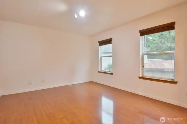 Main level primary bedroom