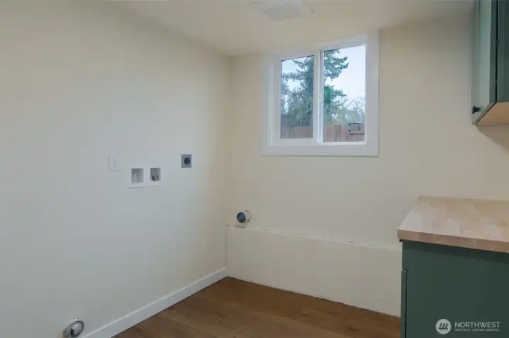 Landry Room - Downstairs