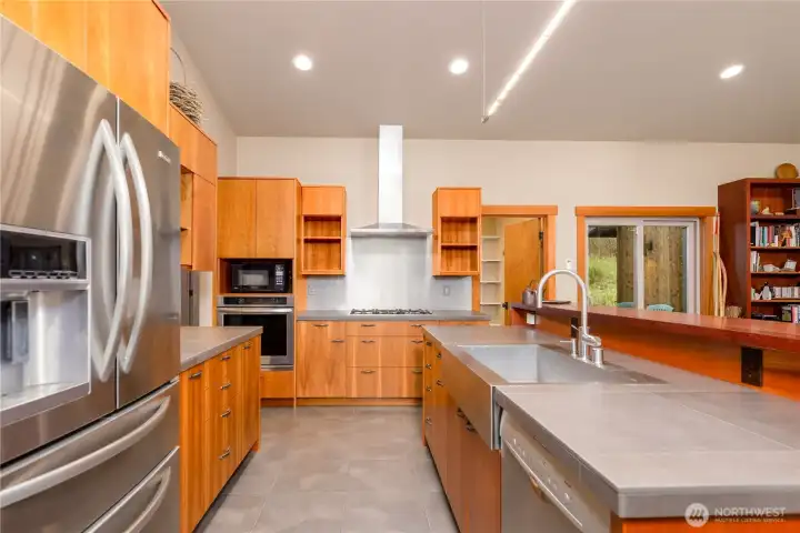 The core of simplicity and harmony, this kitchen features tones of underlying nature, Zen, and pleasing aesthics.