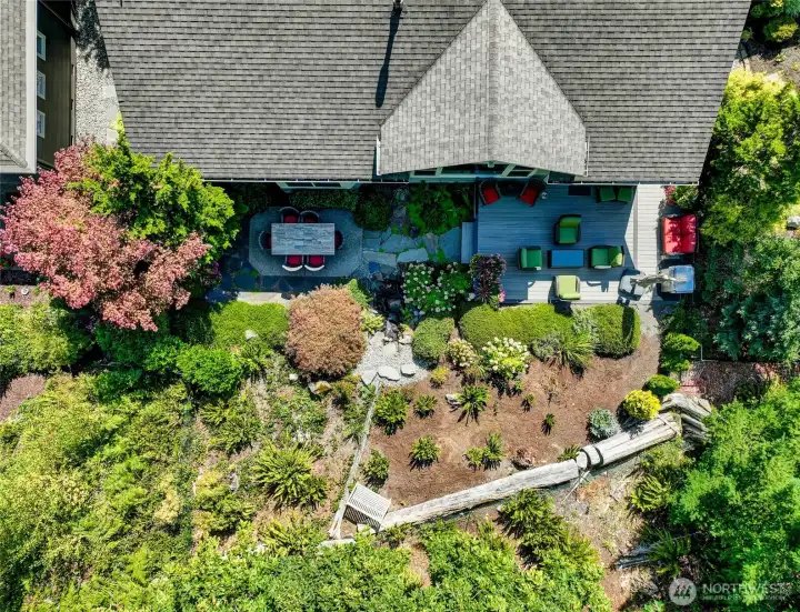 The greenbelt is back from the home so the trees don't tower over the home. Lots of sunshine here!