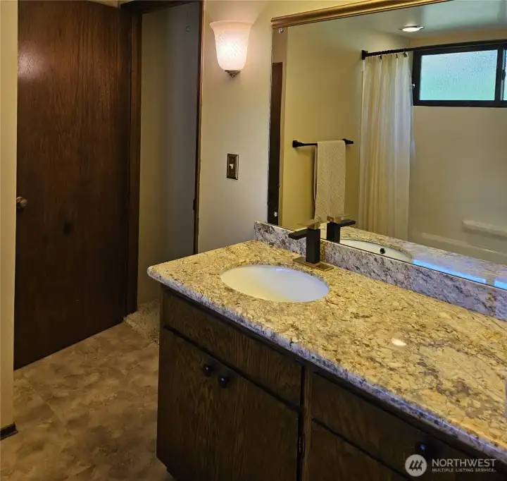 MAIN BATHROOM