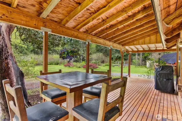 Large area for entertaining and enjoying.