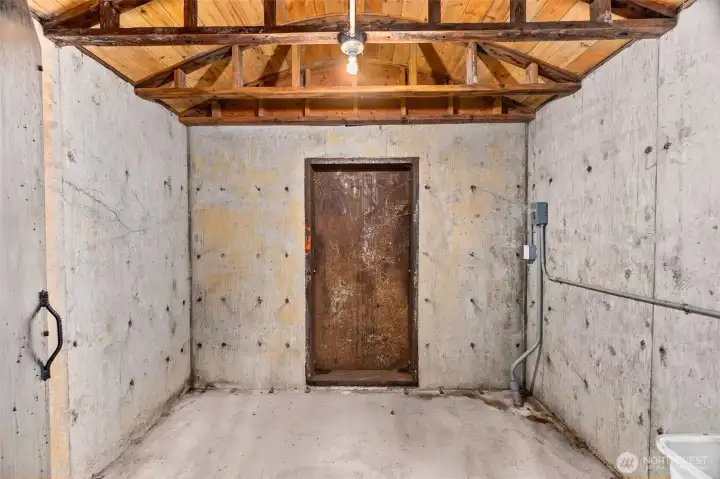 Small root & storm cellar with power and water connected