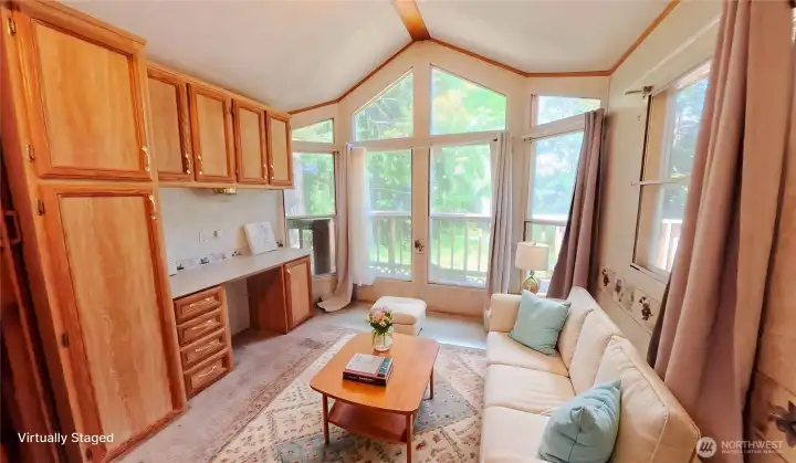 Frontroom