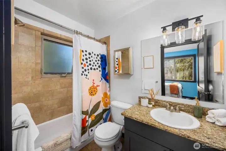 A full ensuite bathroom off the second bedroom.