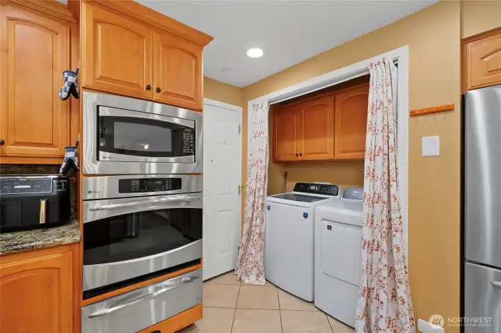 Microwave, Convection oven, with warming drawer
