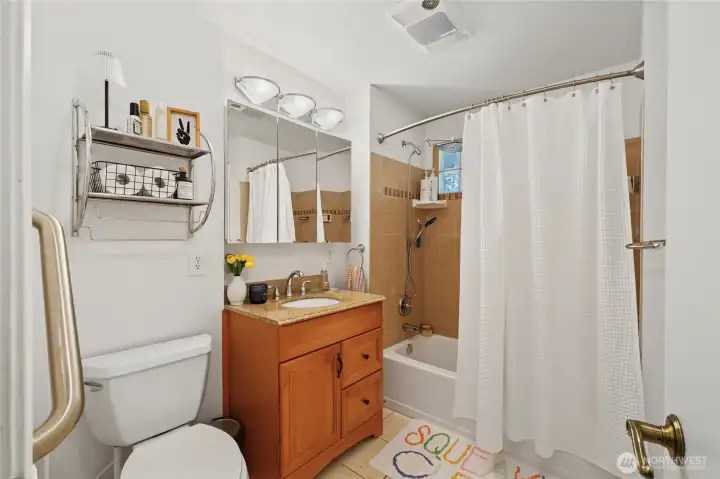 Main bathroom