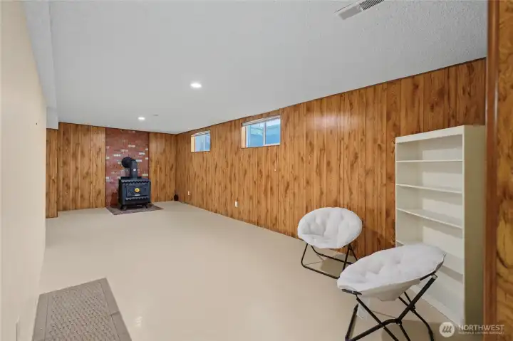 Large rec room with woodburning stove