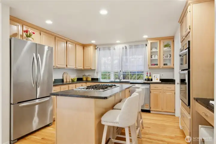 Kitchen with Pantry Kitchen with Pantry