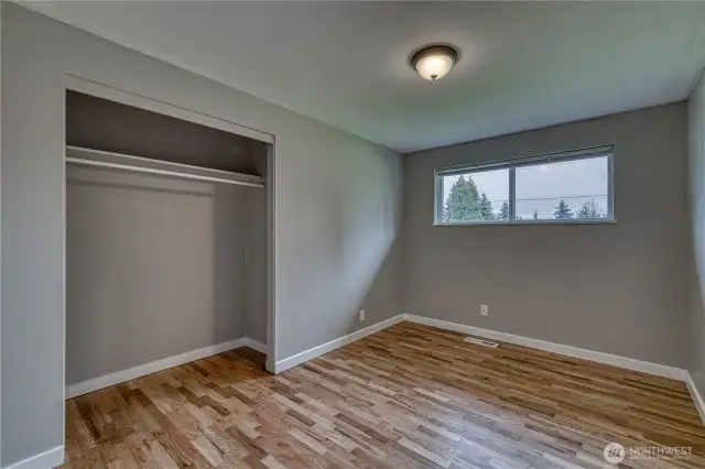 Second bedroom.