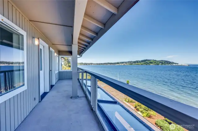 Deck off primary bedroom