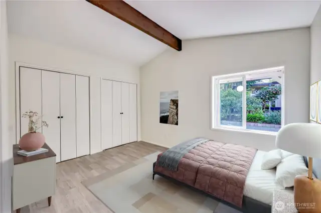 VS 2nd bedroom on the main floor