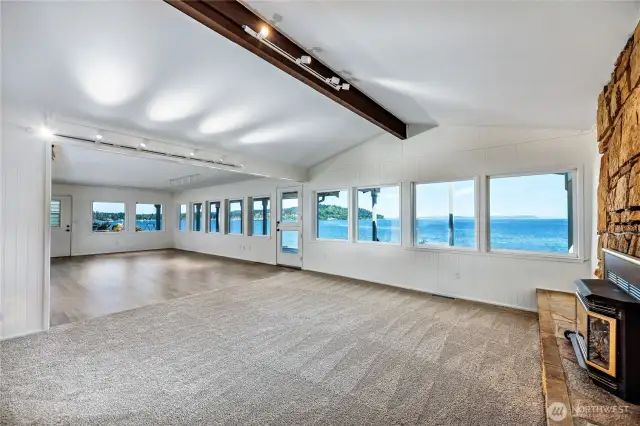 Large wall of windows for enjoying the views