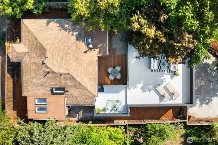 overhead view with garage/deck