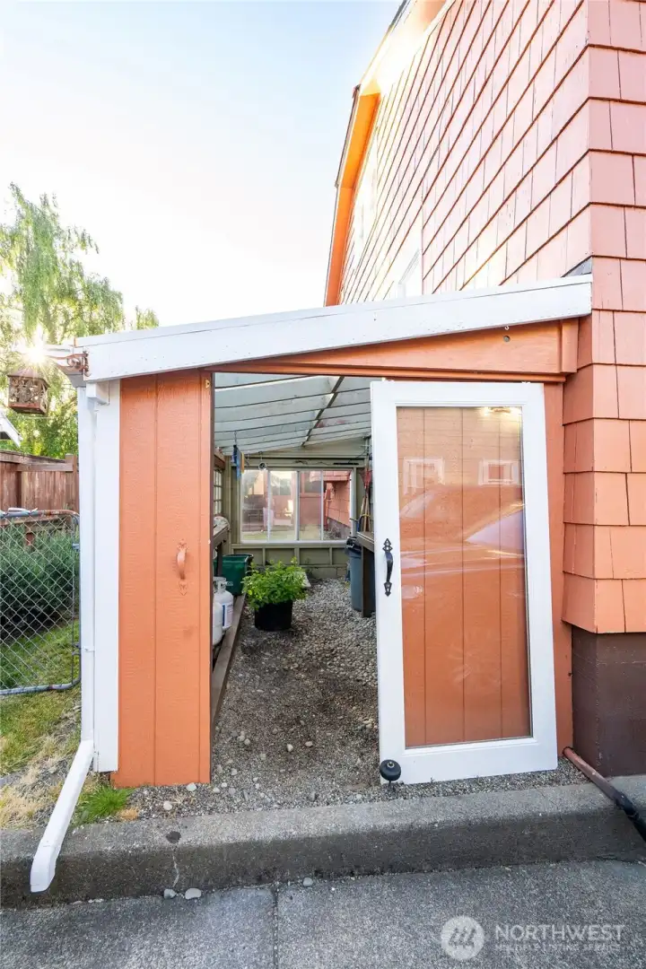 Entrance to Green House
