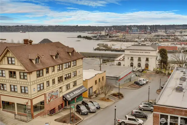 Commencement Bay - Thea Foss Waterway & Brown's Point.