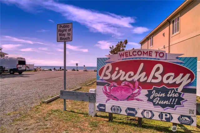 Public access to beach is minutes away