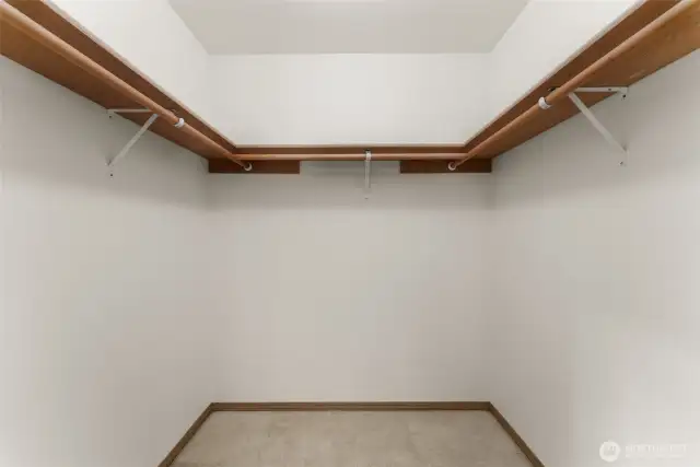 walk in closet