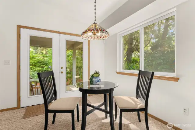 kitchen eating space
